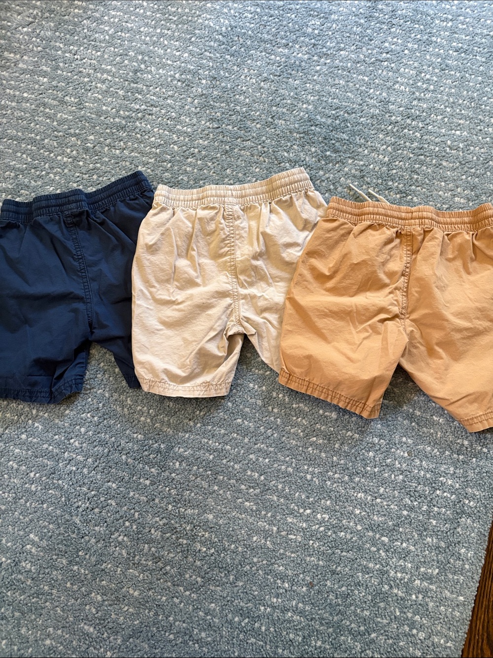 Old Navy Boys 4T Dock Shorts Bundle - Navy, Tan, Cream, Khaki, Olive - Picture 3 of 6